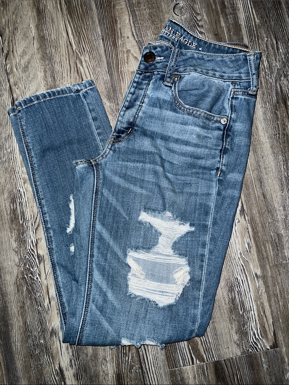 American Eagle Outfitters TomGirl Distressed Skinny Jeans Sz 2 Regular